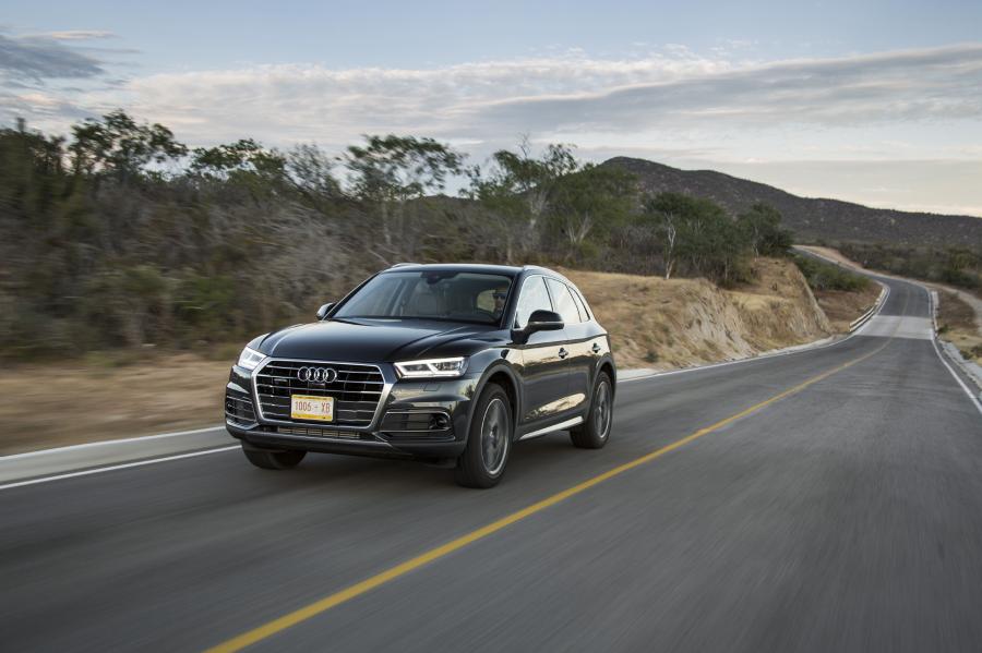  Audi Q5 TFSI Quattro 2016 года  (WW) (фото 24 из 30)